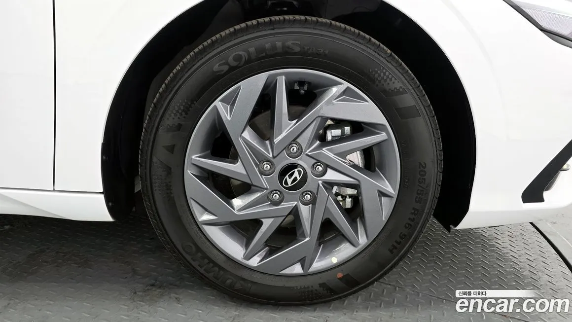 Hyundai AVANTE — фото 6