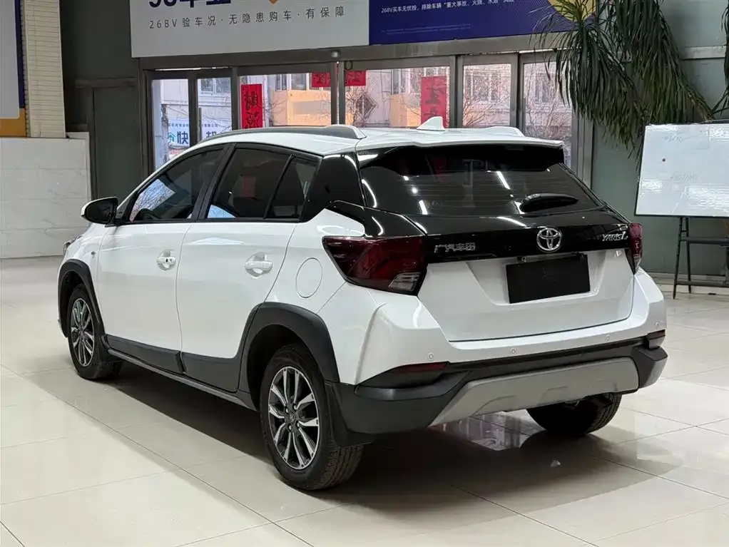 Toyota Yaris L 2023 из CN, фото 5