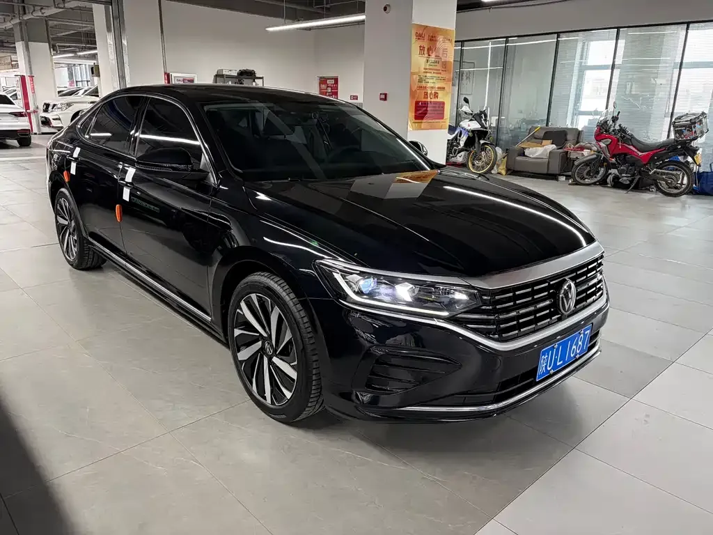 Volkswagen Passat — фото 2