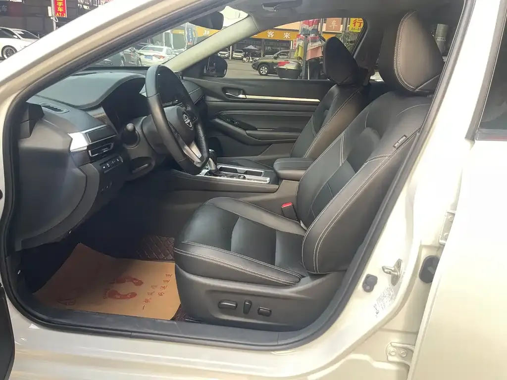 Nissan Teana 2023 из CN, фото 3