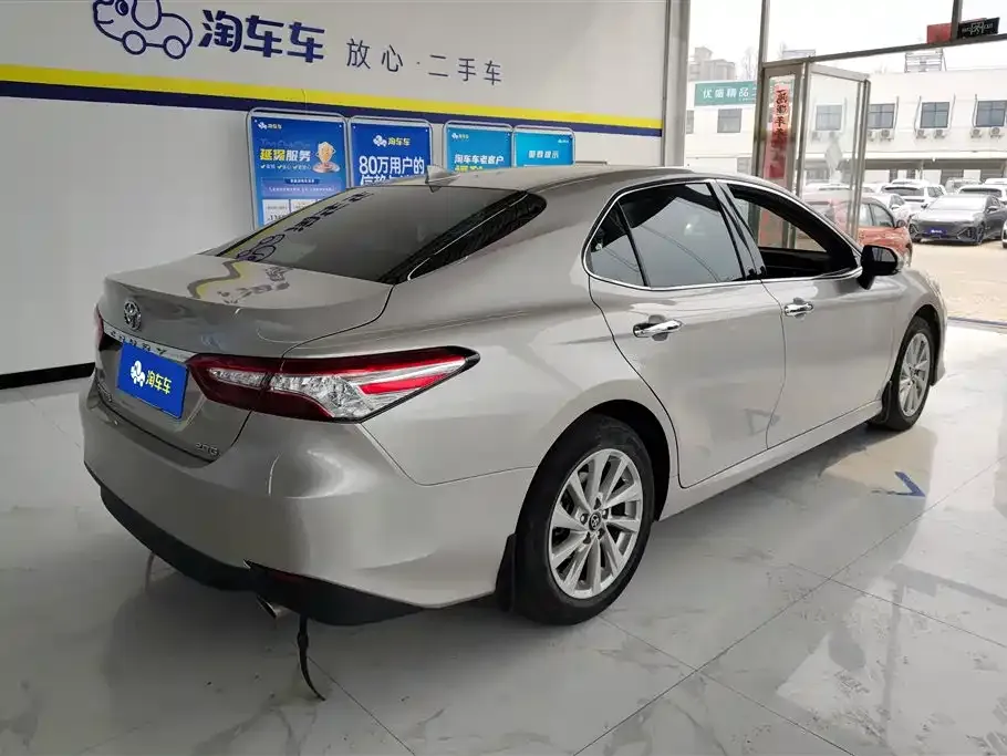 Toyota Camry 2021 из CN, фото 8