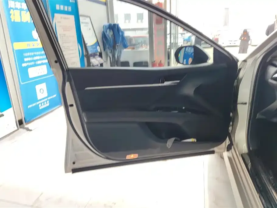 Toyota Camry 2021 из CN, фото 3