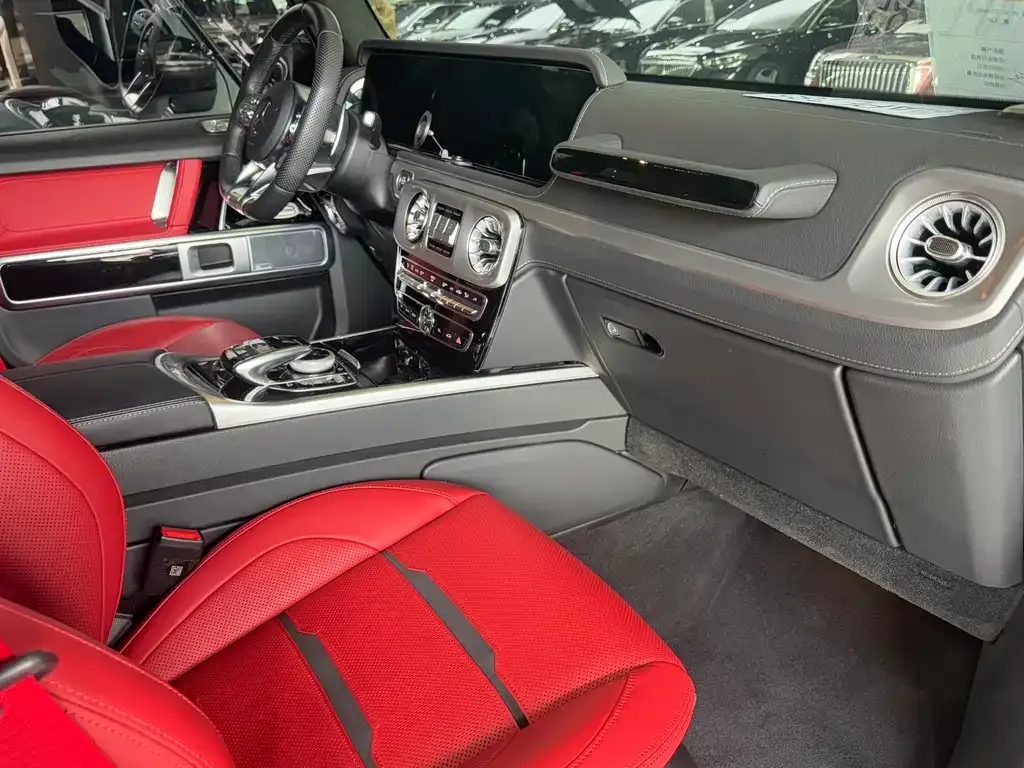 Mercedes-Benz G-Class AMG — фото 10