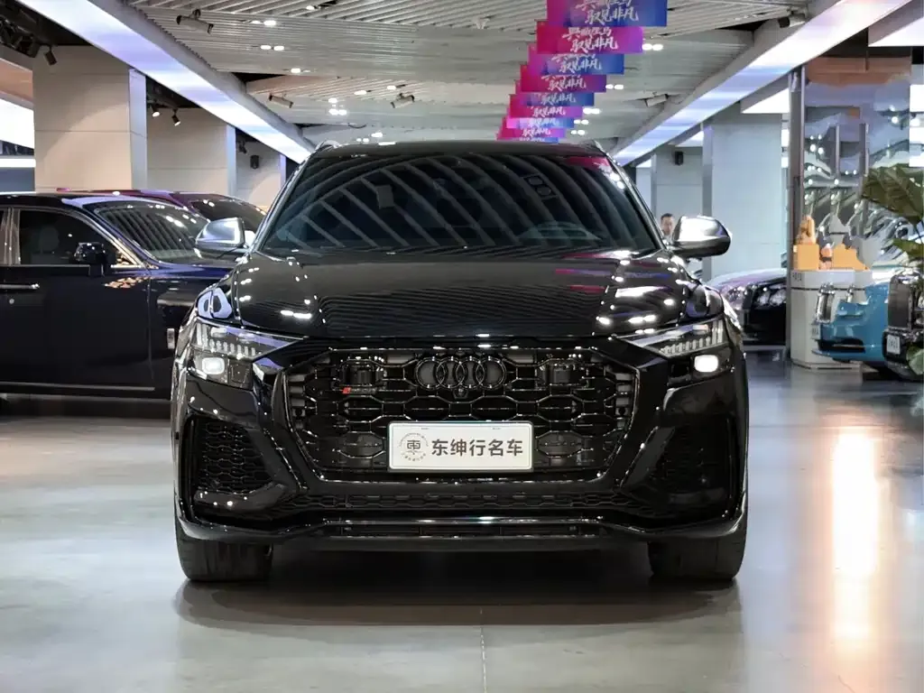 Audi RS Q8 2024 из CN, фото 7