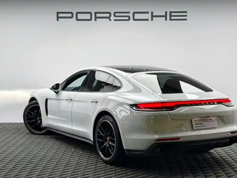 Porsche Panamera — фото 8