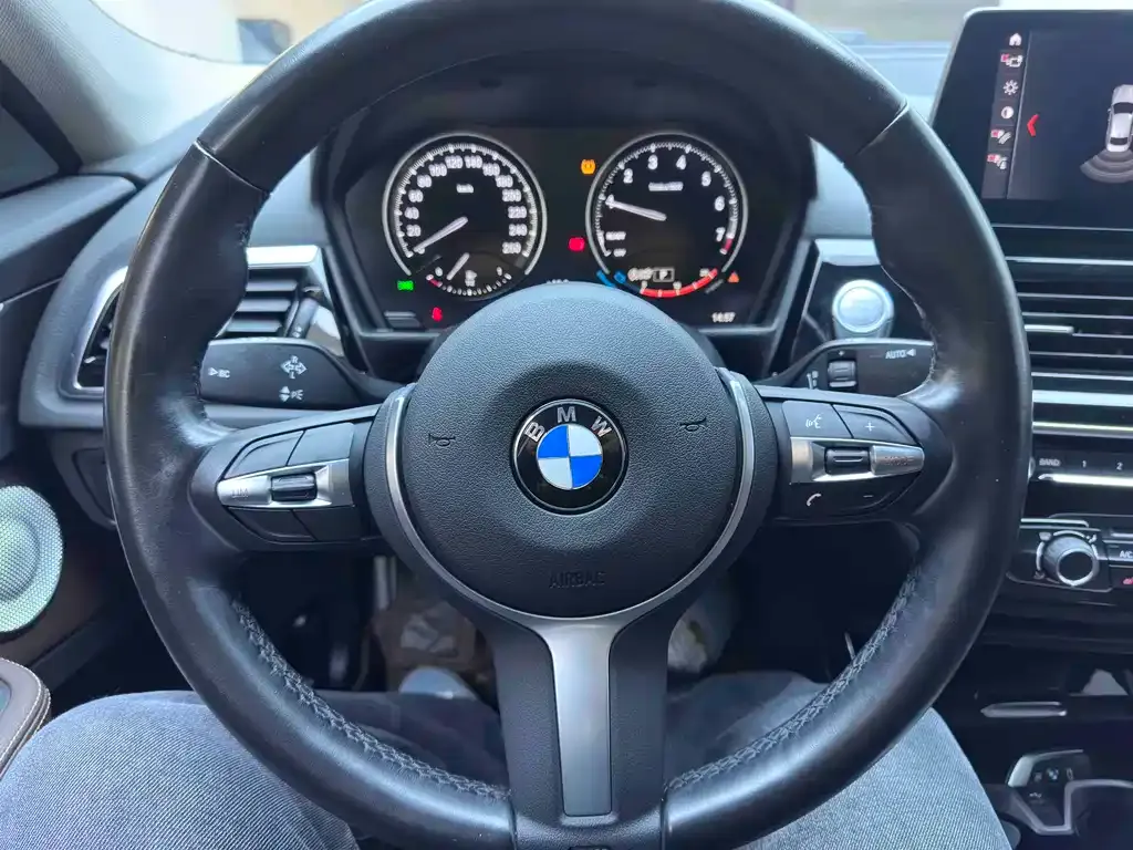 BMW 1 Series — фото 10
