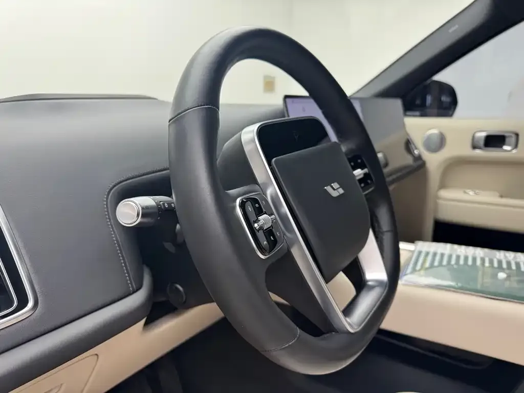Li Auto L9 2023 из CN, фото 2