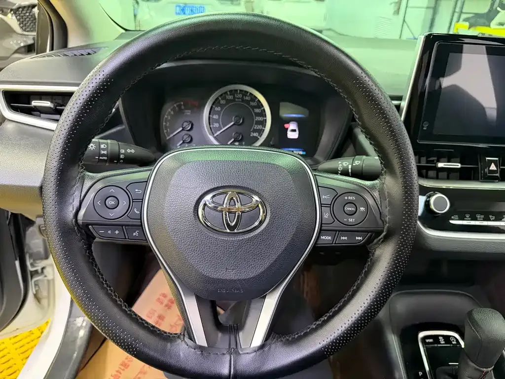Toyota Corolla 2022 из CN, фото 3
