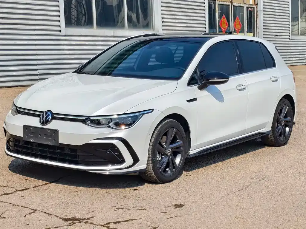 Volkswagen Golf 2023 из CN, фото 9
