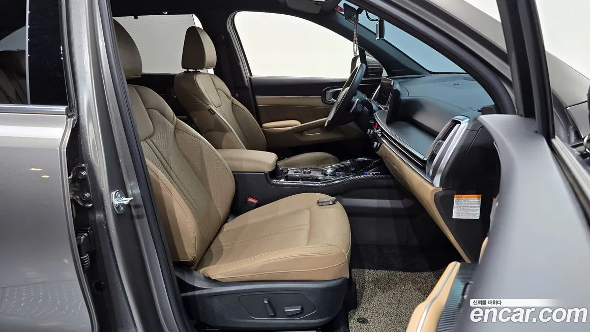 Kia Sorento — фото 7