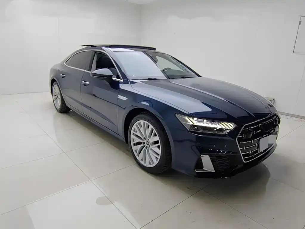 Audi A7L — фото 5