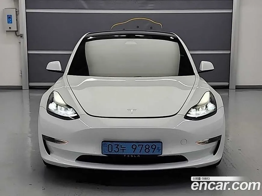 Tesla Model 3 — фото 3