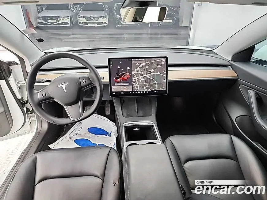 Tesla Model 3 — фото 4