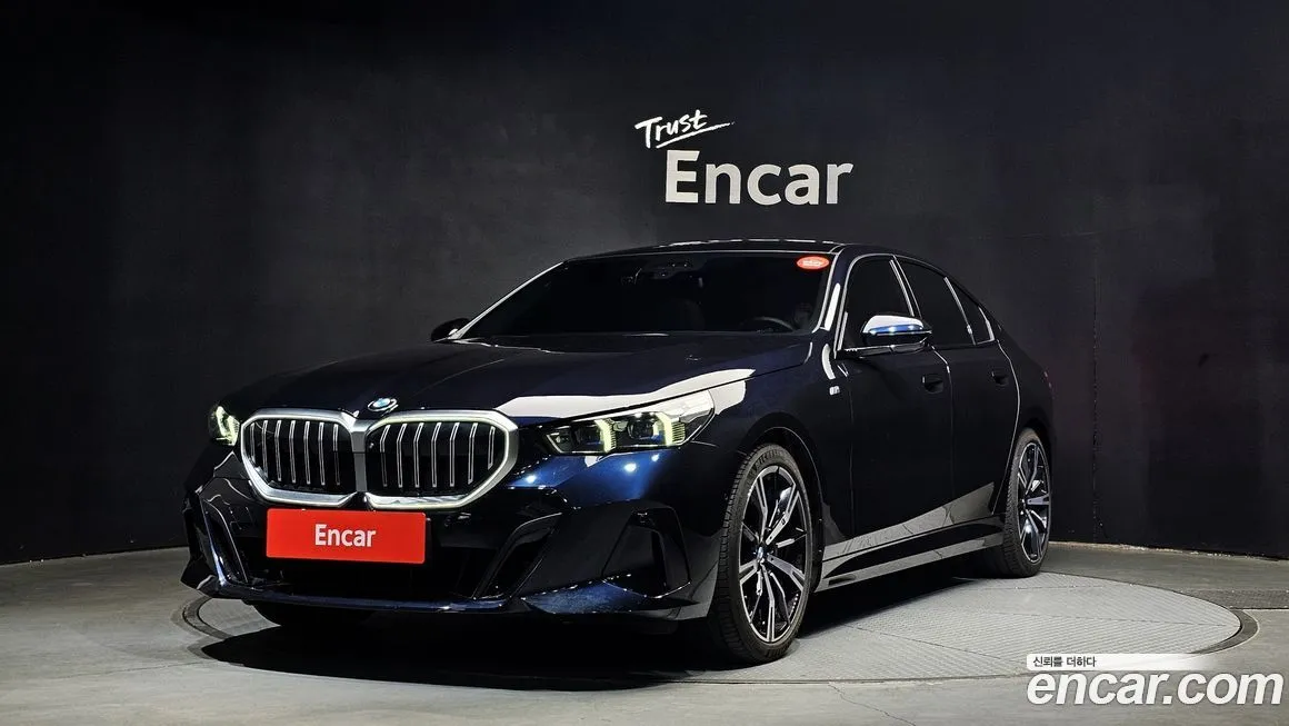 BMW 5-Series 2024 из KR, фото 1