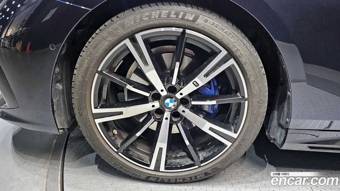 BMW 5-Series 2024 из KR, фото 10