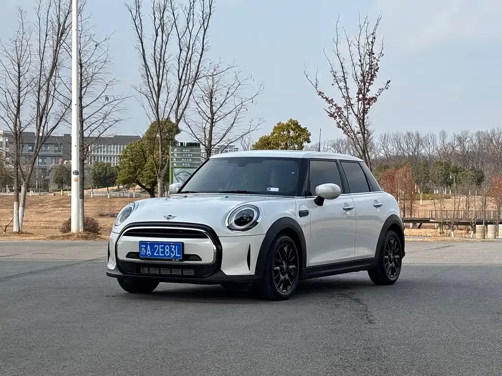 MINI Cooper (3-door) 2024 из CN, фото 10