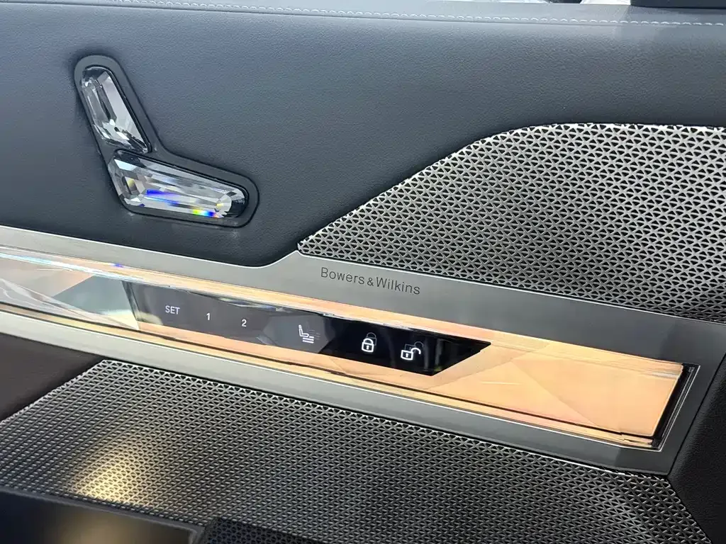 BMW i7 2024 из CN, фото 10