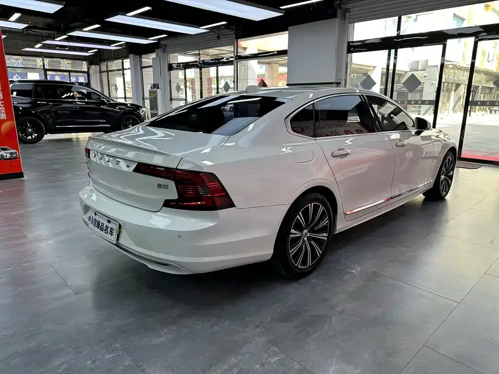 Volvo S90 2021 из CN, фото 6