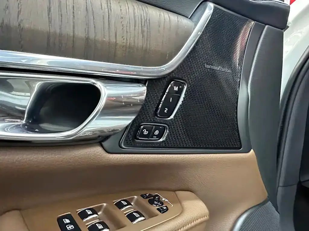 Volvo S90 2021 из CN, фото 7