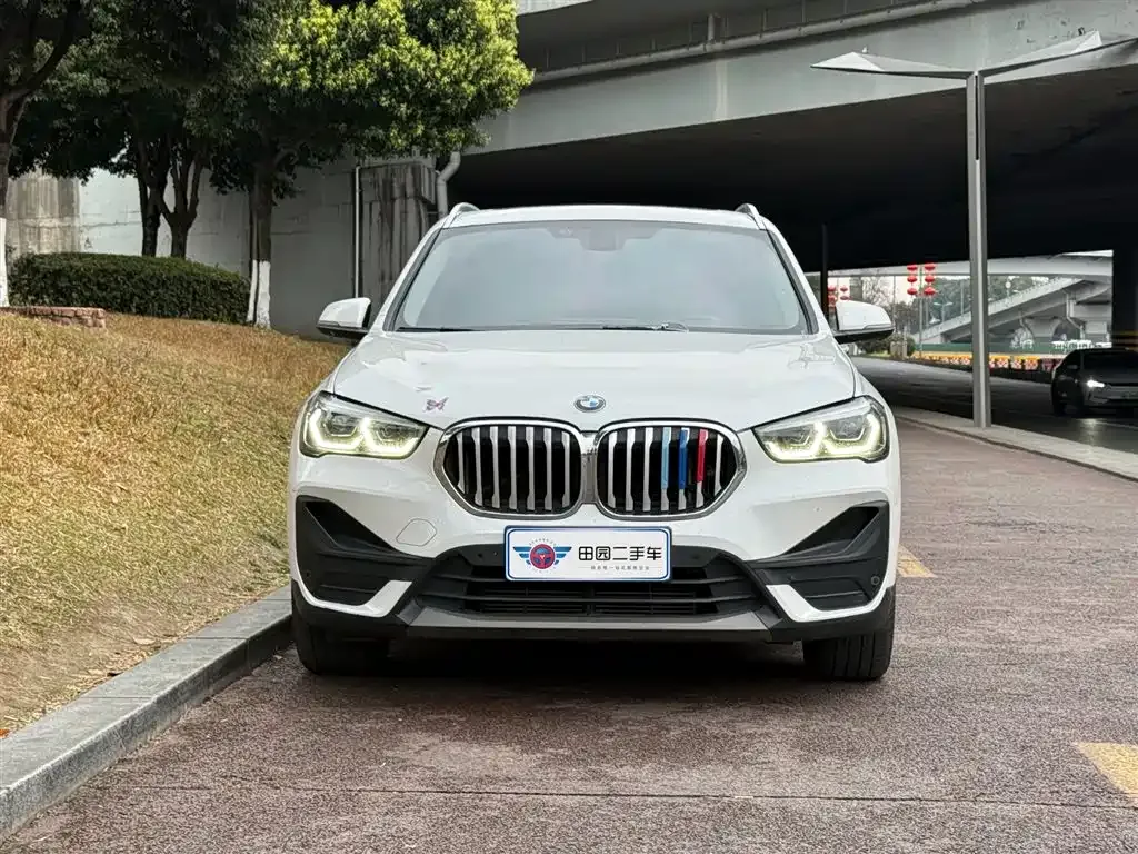 BMW X1 2021 из CN, фото 9