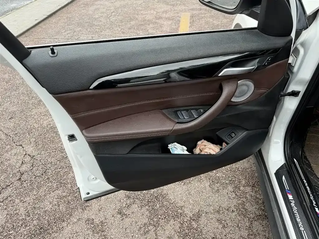 BMW X1 2021 из CN, фото 7