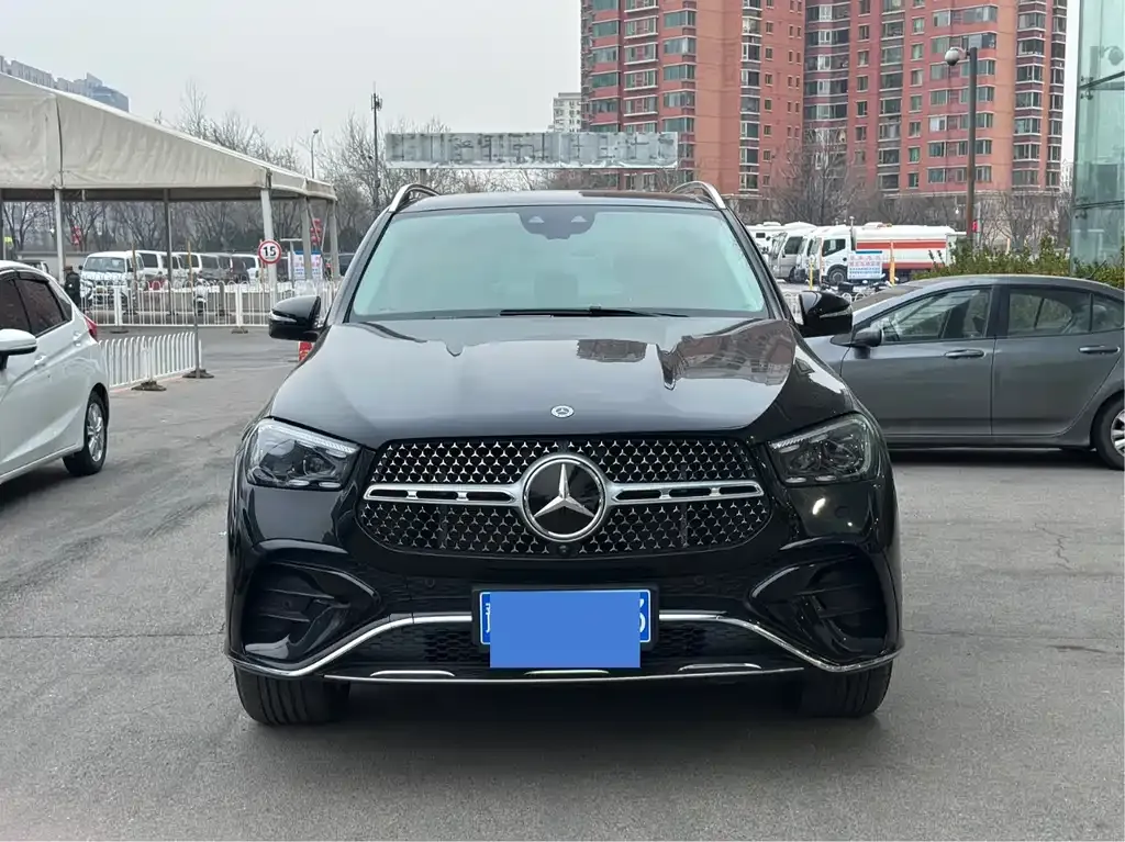 Mercedes-Benz GLE — фото 10