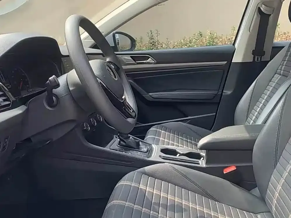Volkswagen Lavida 2022 из CN, фото 3