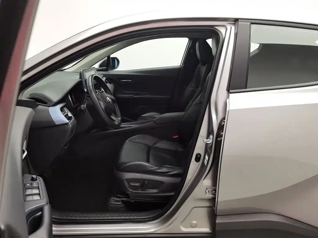 Toyota IZOA 2022 из CN, фото 3