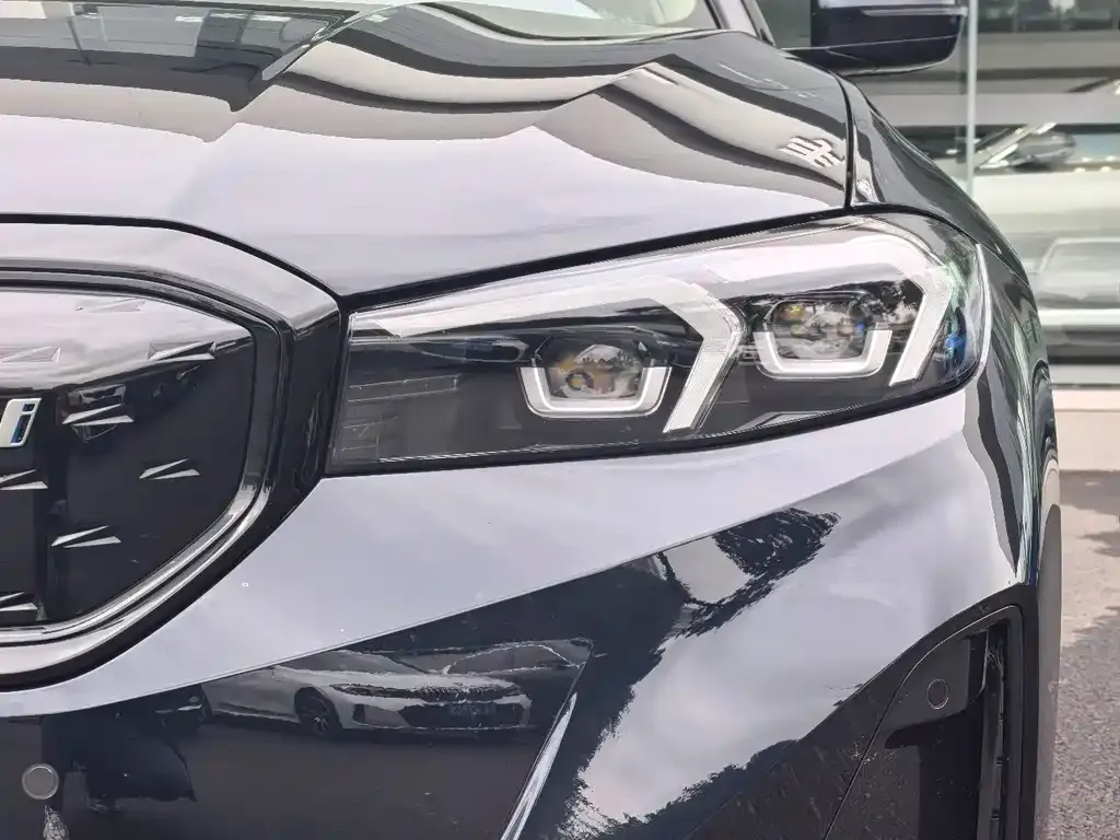 BMW i3 2024 из CN, фото 2