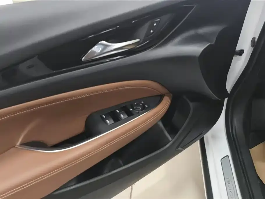 Buick Regal — фото 7