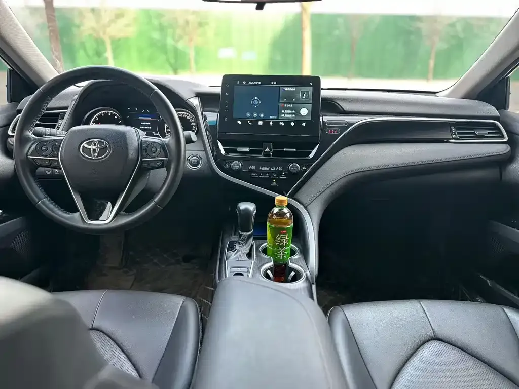 Toyota Camry 2023 из CN, фото 3