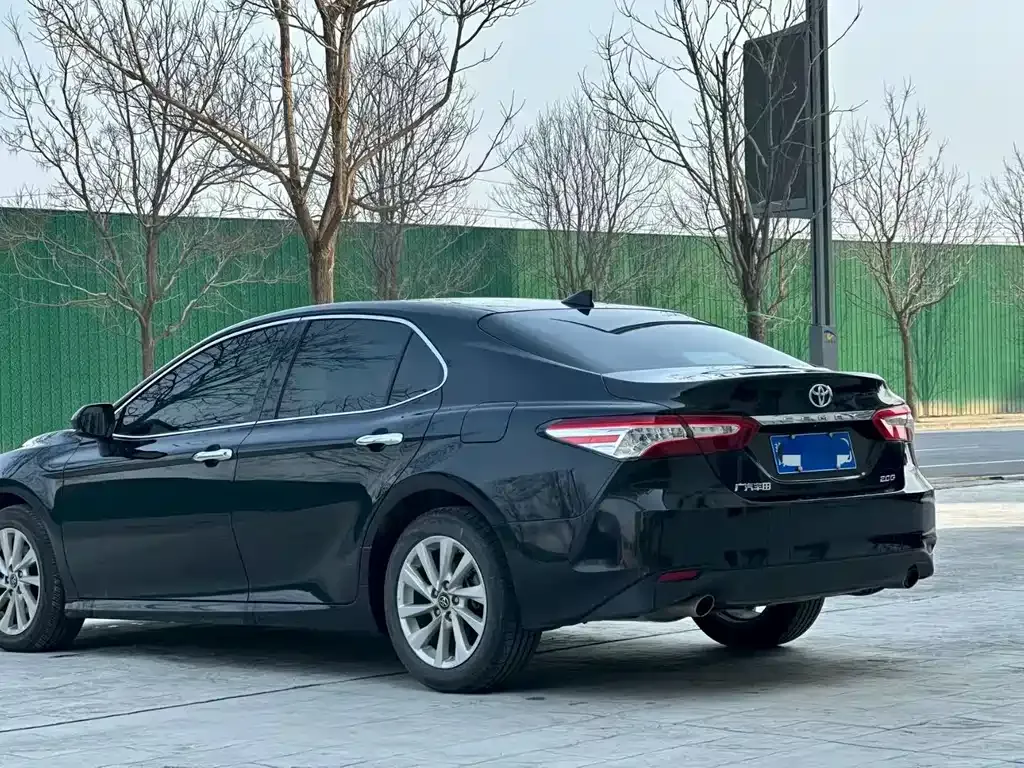 Toyota Camry 2023 из CN, фото 9
