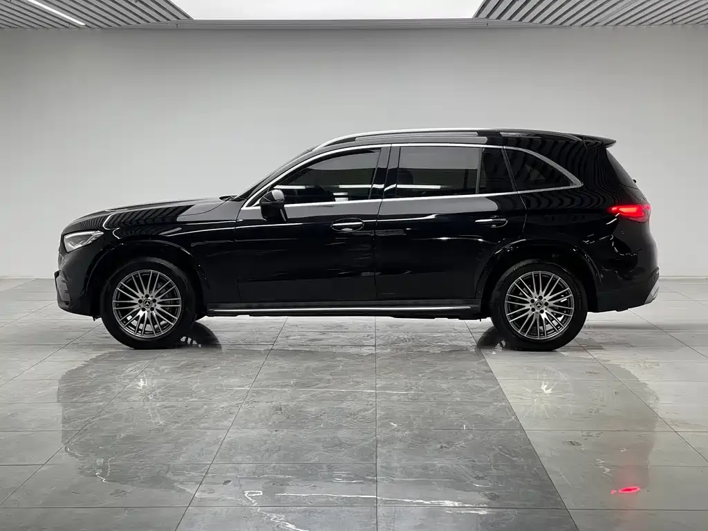 Mercedes-Benz GLC — фото 9