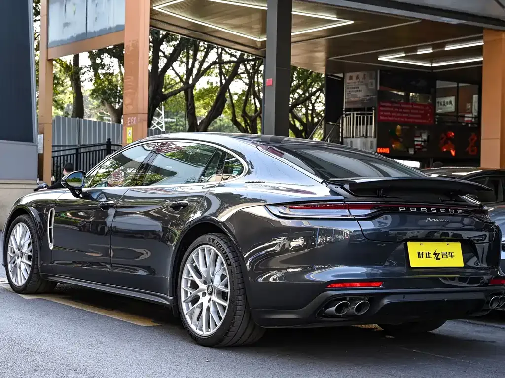 Porsche Panamera — фото 10