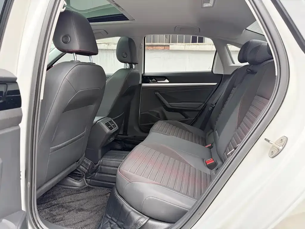 Volkswagen Lavida 2023 из CN, фото 5