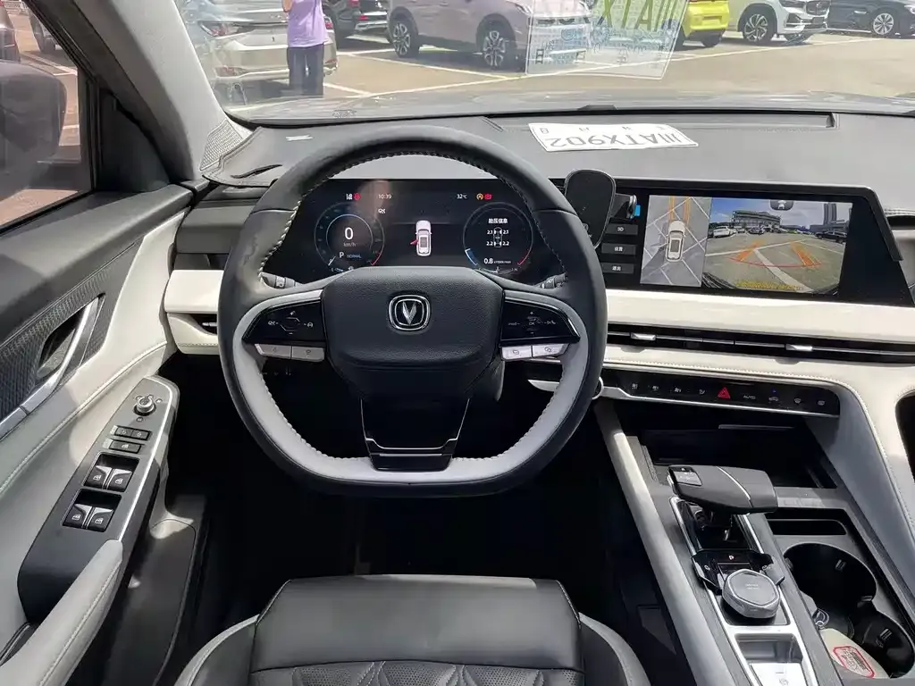 Changan CS75PLUS 2024 из CN, фото 2