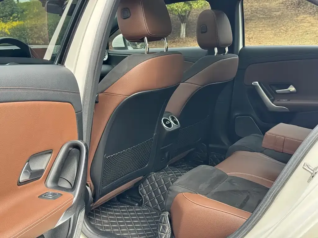 Mercedes-Benz A-Class 2021 из CN, фото 5