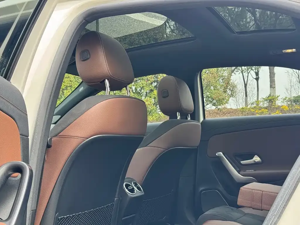 Mercedes-Benz A-Class 2021 из CN, фото 7
