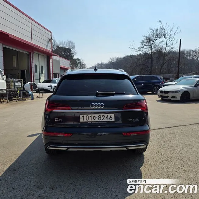 Audi Q5 2022 из KR, фото 5