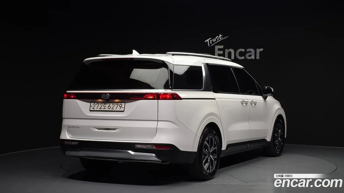 Kia Carnival — фото 2