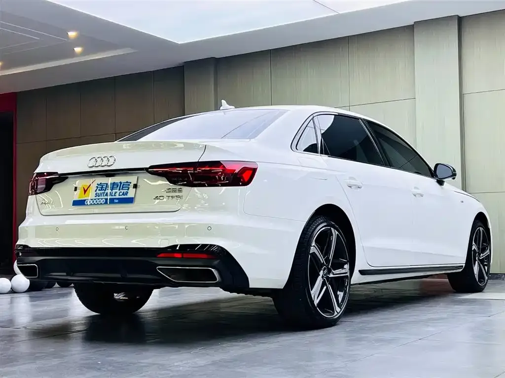 Audi A4L 2024 из CN, фото 2