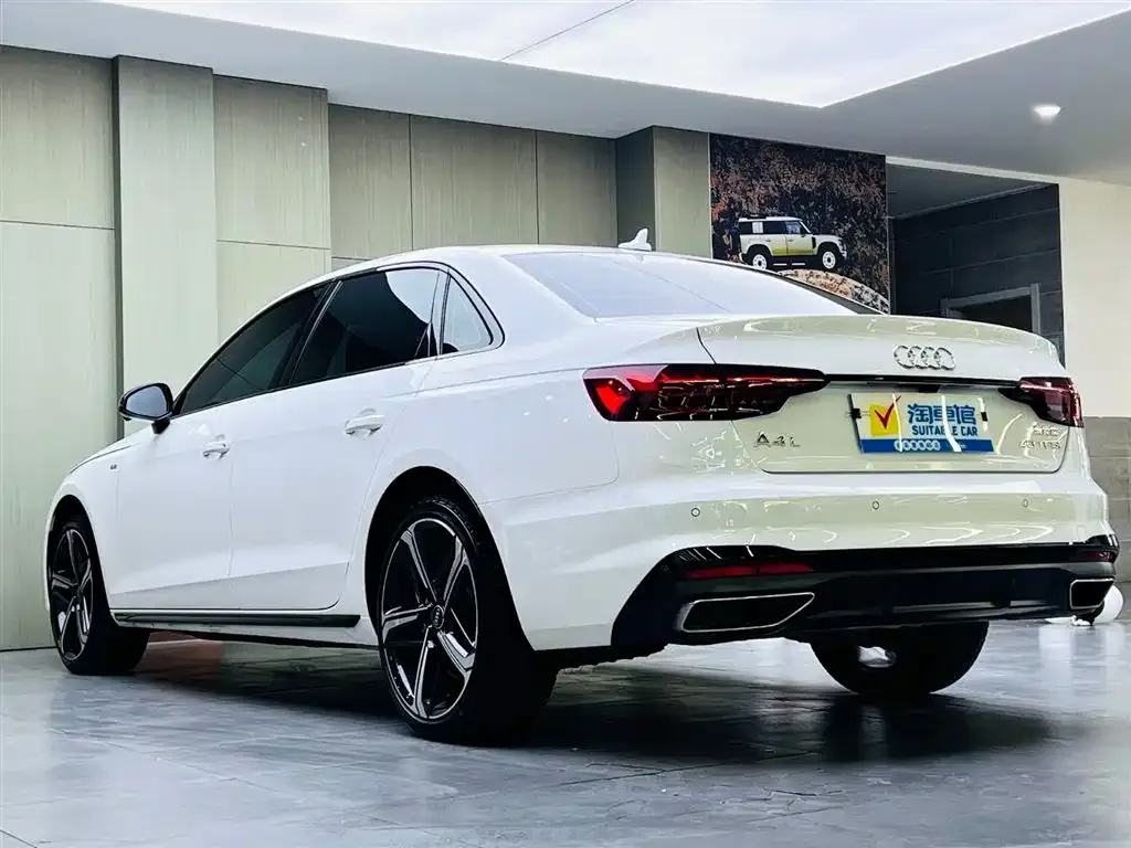 Audi A4L 2024 из CN, фото 7