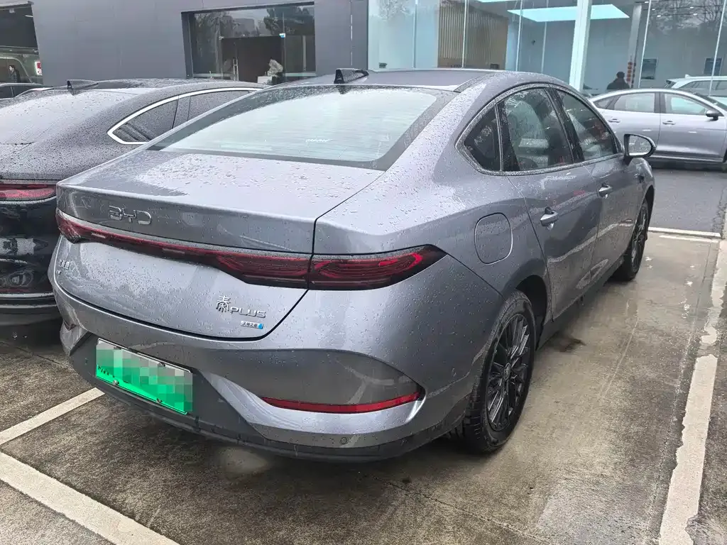 BYD Qin PLUS — фото 9