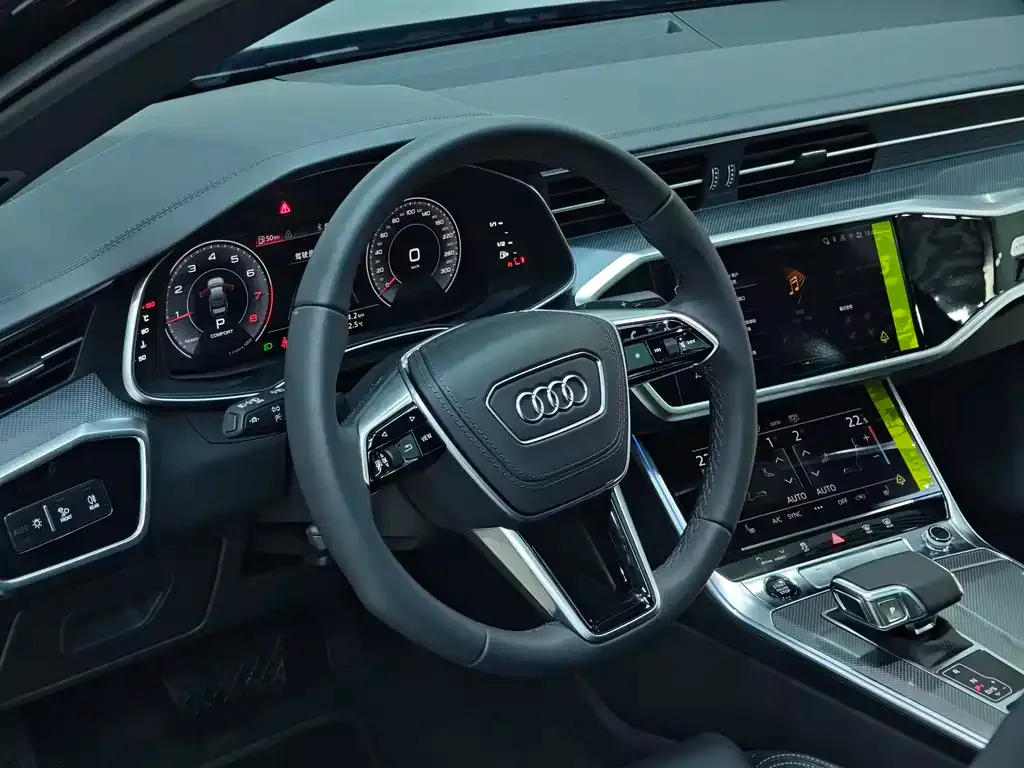 Audi A6L — фото 10