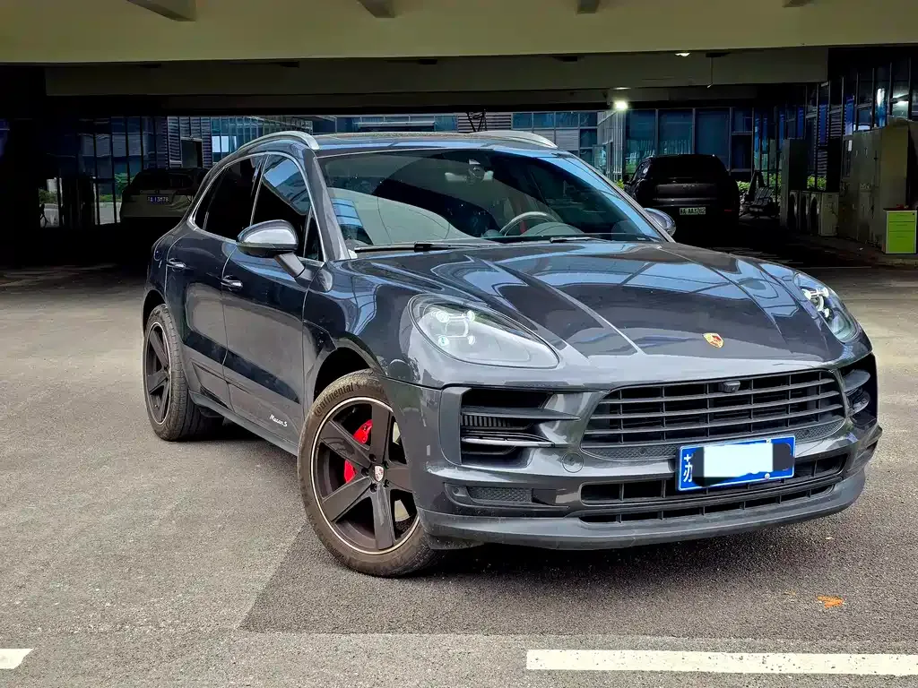 Porsche Macan — фото 9