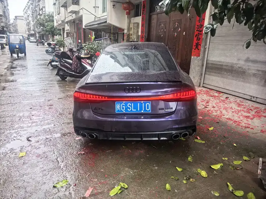Audi A7L 2025 из CN, фото 6