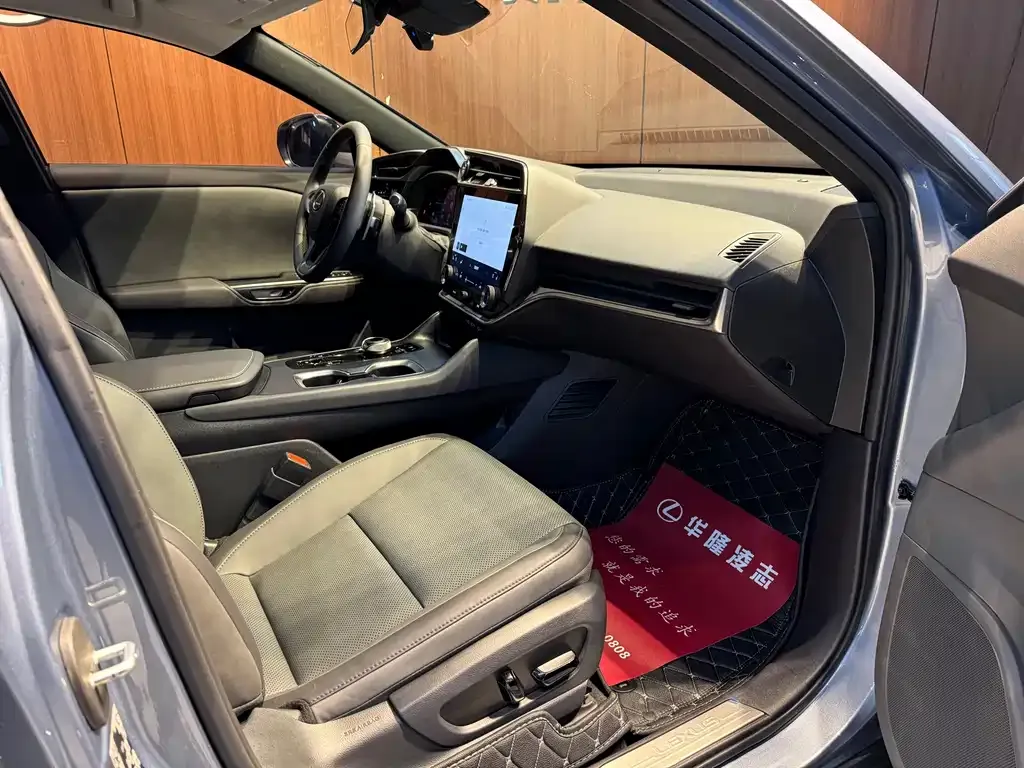 Lexus RZ 2023 из CN, фото 10