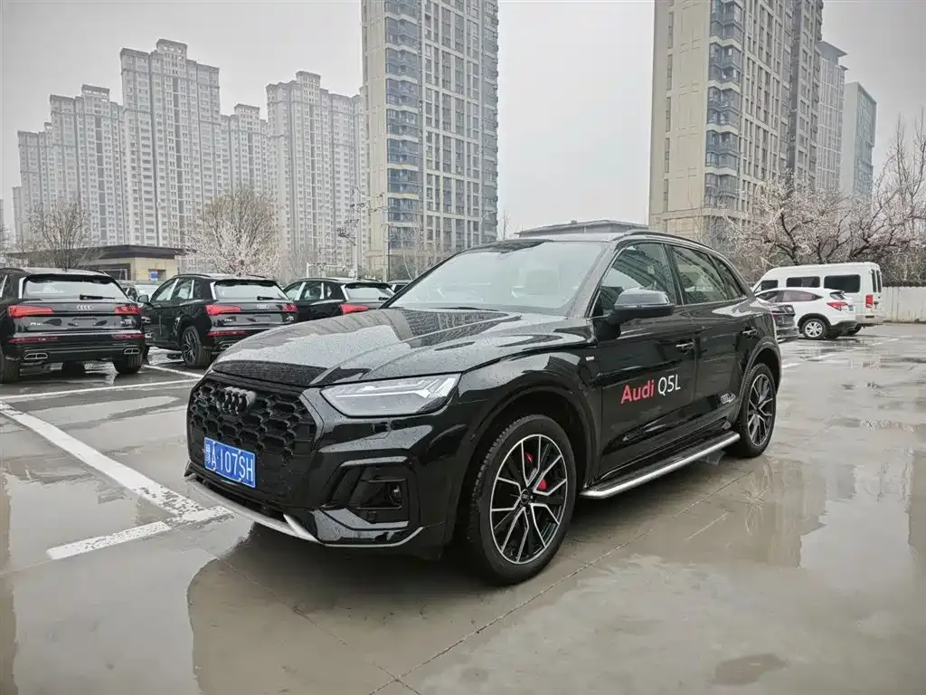 Audi Q5L 2025 из CN, фото 1