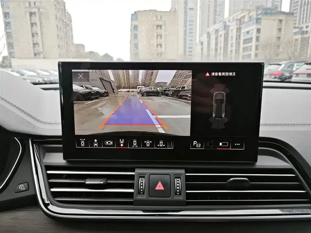 Audi Q5L 2025 из CN, фото 2