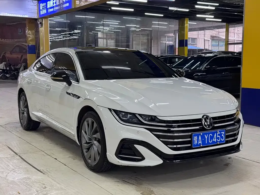 Volkswagen CC 2023 из CN, фото 7